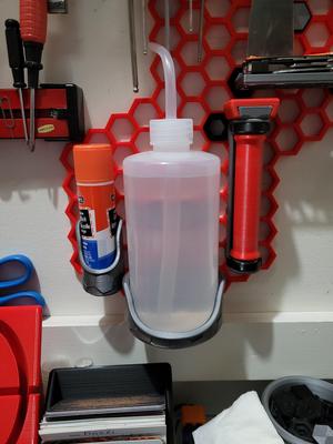HSW Squeeze Bottle Holder