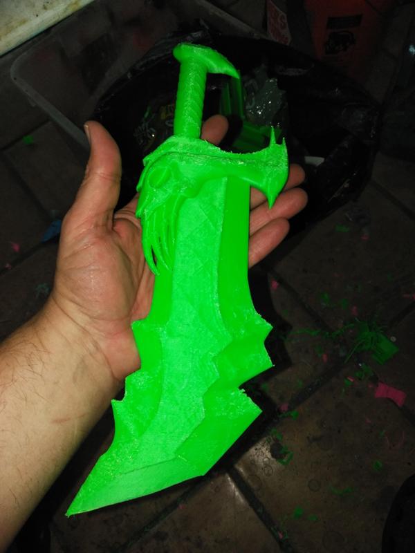 KRATOS BLADE  OF CHAOS