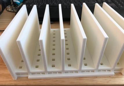 Board Holder for Cutting boards