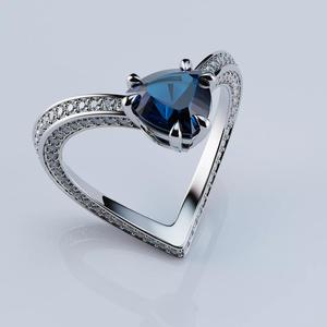 Trillion Heart Ring Style