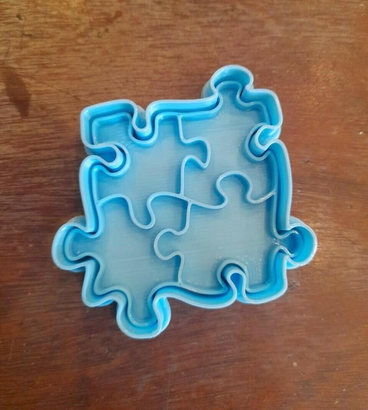 Puzzle cookie cutter