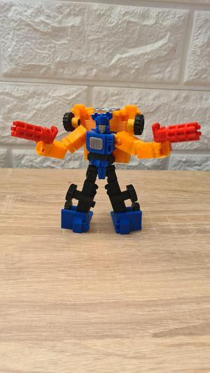 Micromaster Powertrain in legendsscale