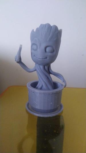Baby Groot in vase