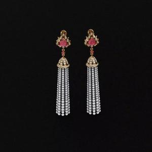 Earrings tassel with diamonds