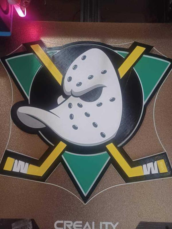 Anaheim Mighty Ducks 29cm Wide Wall Plaque with Keyhole in Back for Screw Mount