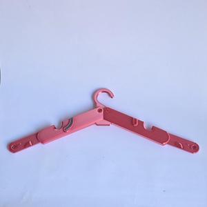 foldable hanger