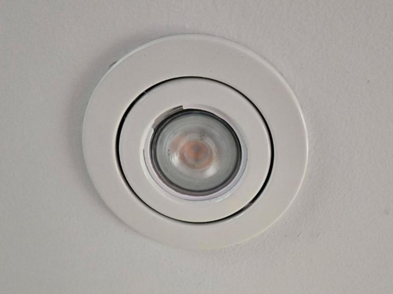 Random Lightbulb Ring Retainer