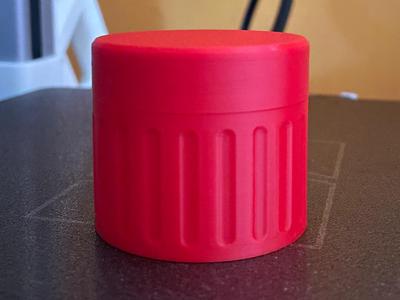 Jar with threaded lid! Perfect fit