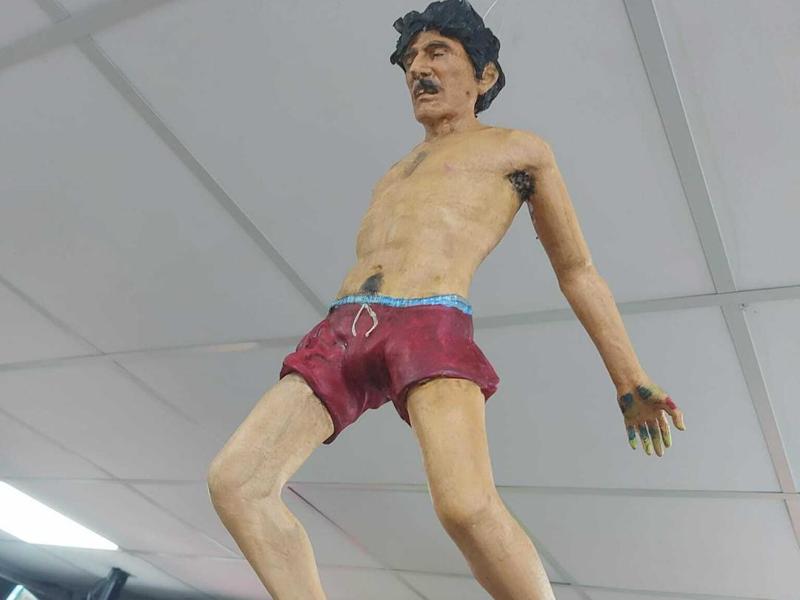 Charly Garcia Saltando a la pileta - jumping pool