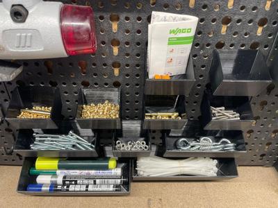 Container for pegboard