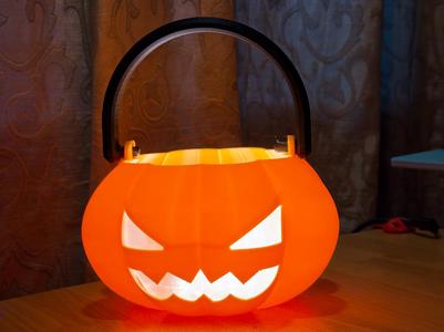 Glowing Pumpkin Treat Bucket