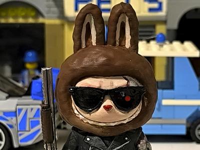 La-bubu t-800 Terminator
