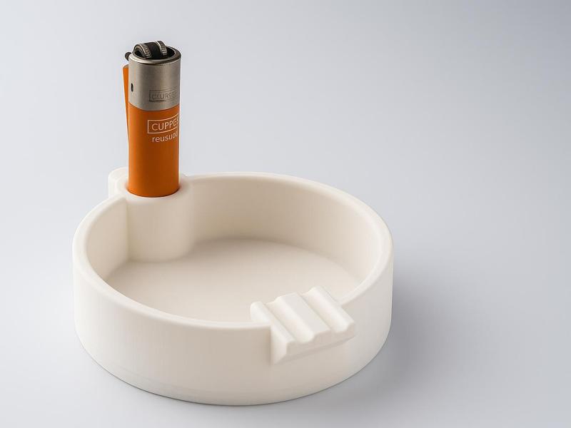ASHTRAY with a clipper holder 