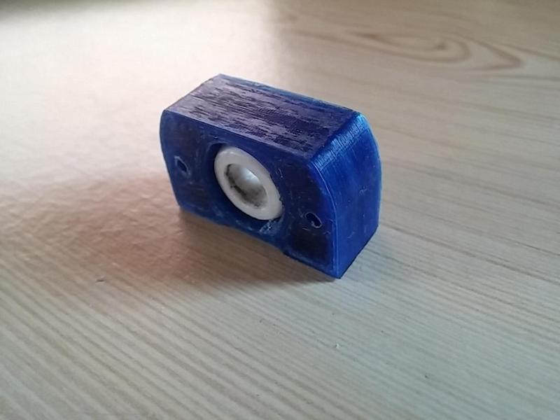 8mm Self aligning Igus bearing vertical or horizontal mount