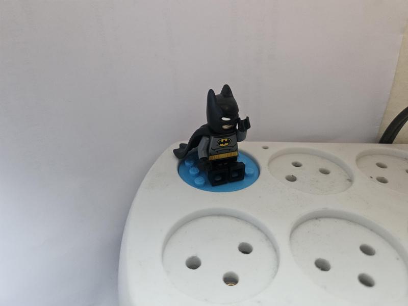 EU Outlet Dust Cover with pegs