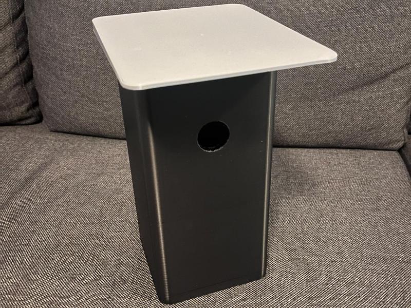 Simple but fuctional birdhouse for Tit's