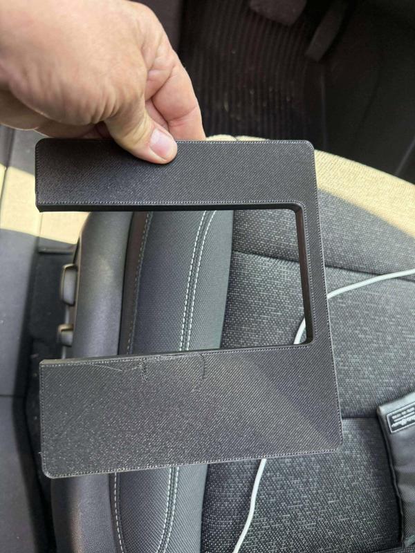 Chevy Traverse Phone Holder