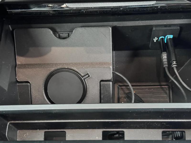 MagSafe Holder for Ford F-250 Truck