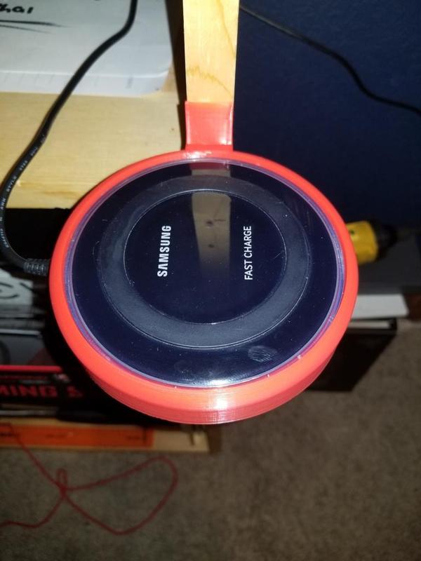 Samsung Wireless Fast Charger Holder