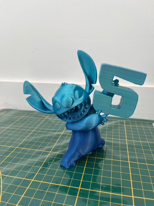 STITCH 5 years ans
