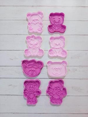 COOKIE CUTTER BEAR