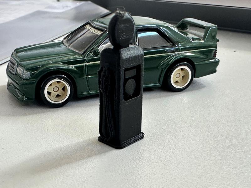 Vintage Petrol Pump Petrol Station Hot Wheels 1/64 1:64