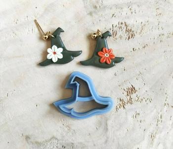 Witch hat embossed - Polymer Cutter (Clay Cutter)