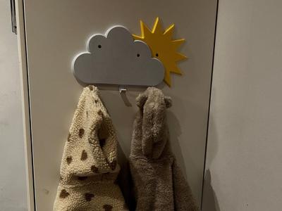 Kids clothes hanger