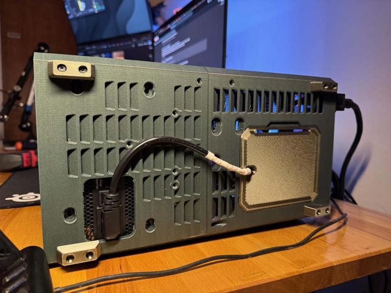 Modcase Evolution mATX Door Bottom w/ Cutout