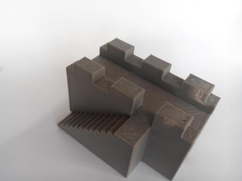 Wall with stairs for Creative Tools castle playset