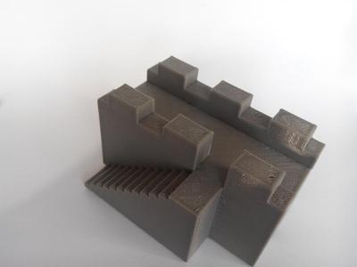 Wall with stairs for Creative Tools castle playset