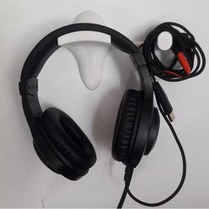 headphone wall mount with cable hook