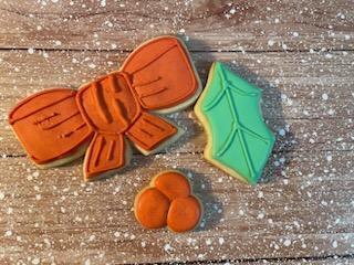 Holly Wreath Cookie Cutter Set