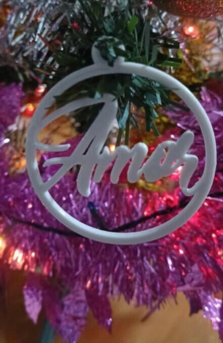 8 CHRISTMAS ORNAMENTS!