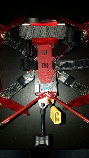 QAV-R batterie pad & antenna mount