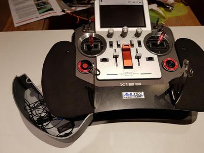 Box FrSky Horus X12S Senderpult