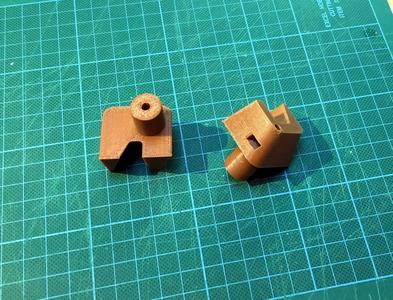 4Runner cargo shelf small plug