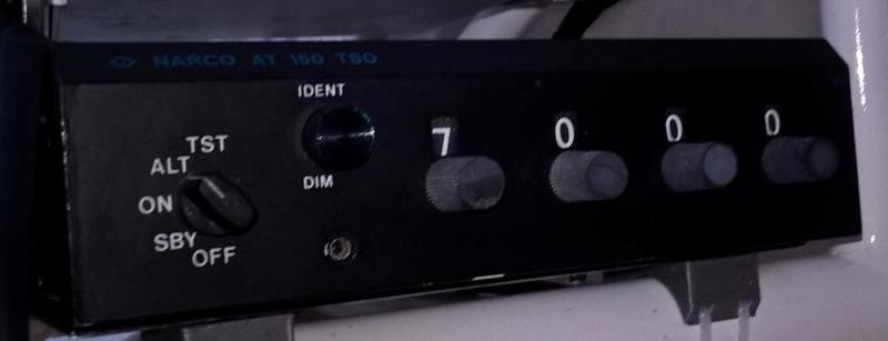 Narco AT 150 transponder knob