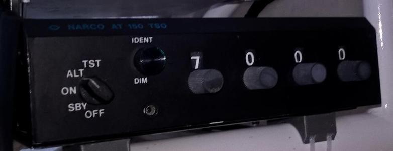 Narco AT 150 transponder knob