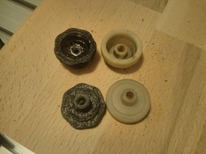 Mercedes W123 plastic nut