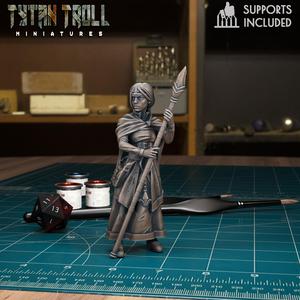 DnD Heroes - Human Female Mage [Pre-Supported]
