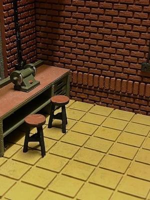 Bench grinder 1:32 scale