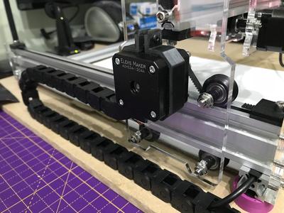 Mount for 10.10 cable chain onto Nema 17 on Y axis