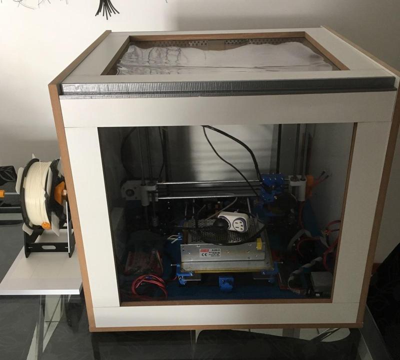 Plastic Pieces for Anet A8 Case built using Perforated Aluminum Structure + MDF sheets