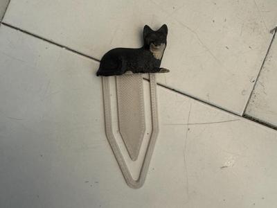 3D multi color Cat bookmark