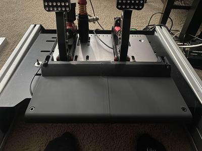 Simagic P2000 pedal plate rounded edge