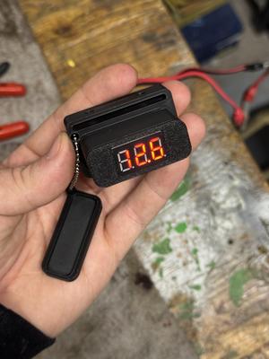 Voltmeter Add on for Magnetic quick Charger