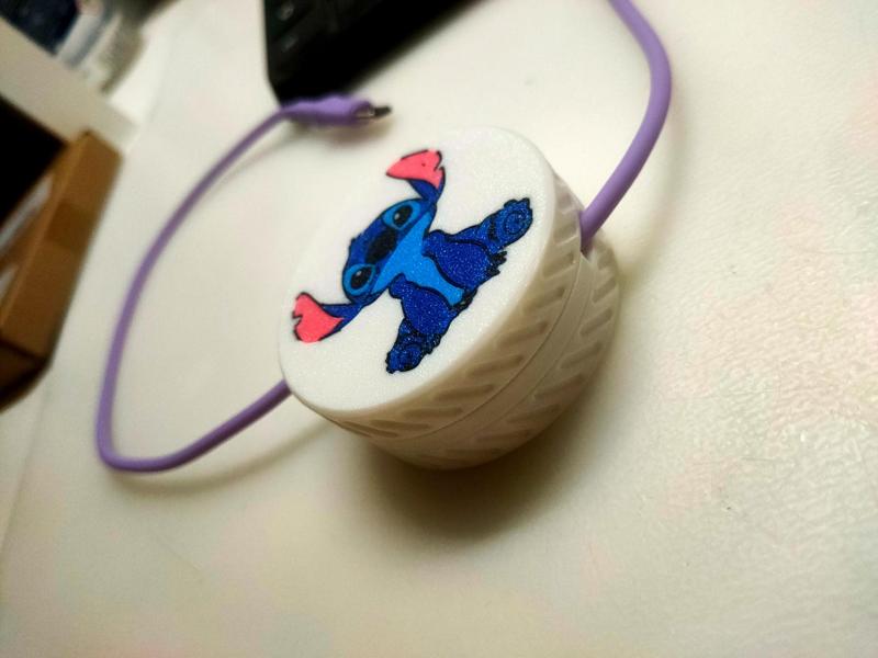 USB Cable Stitch Organizer