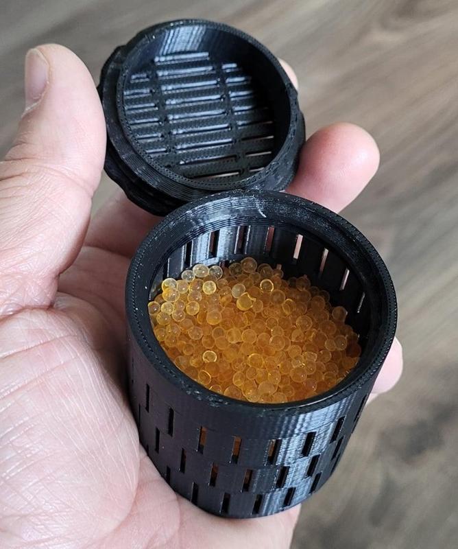 silica gel container