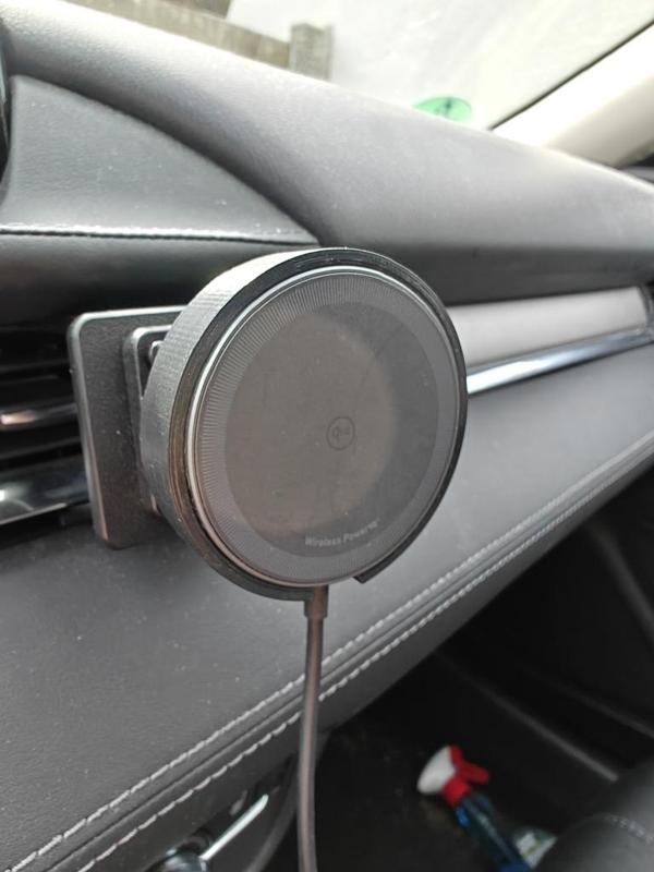 Anker MAgGo Pad holder for Brodit 